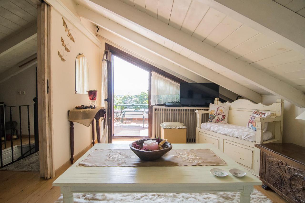 شقة Cozy Attic أراخوفا المظهر الخارجي الصورة
